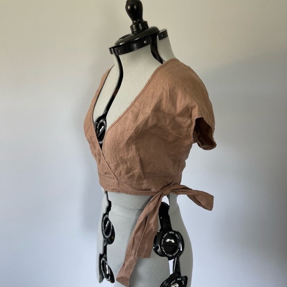 Aimee Linen Blouse - Picture 4 of 6